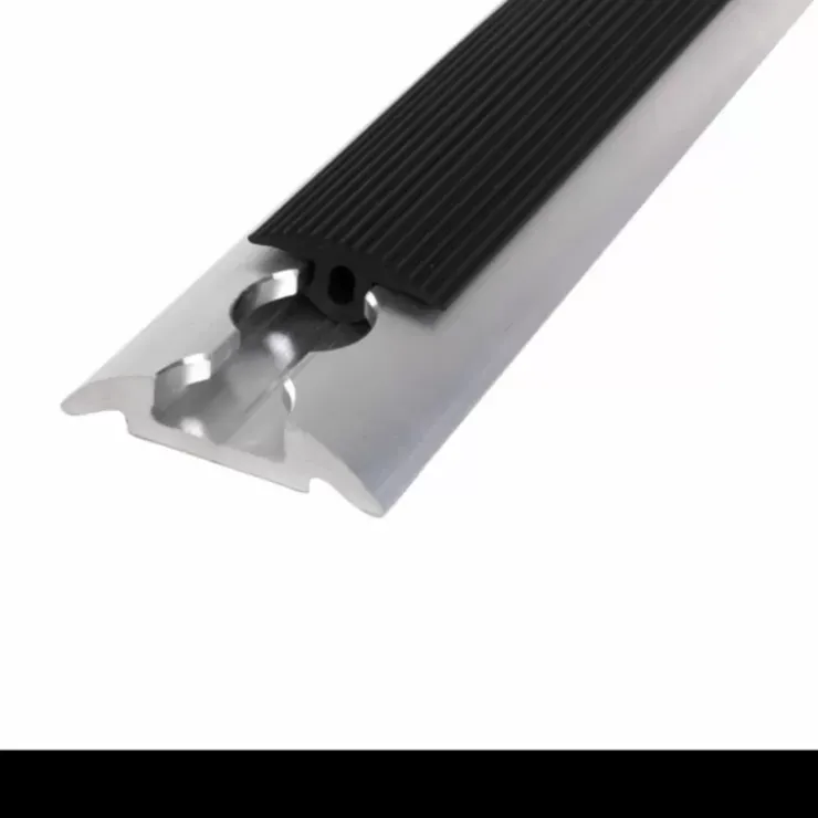 Online Carbest Profil de recouvrement rail d'arrimage