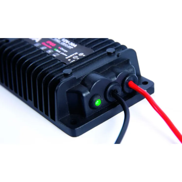 Discount Energie Mobile EM Chargeur Booster DC-DC CB24-17IP