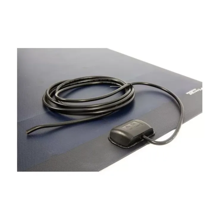 Energie Mobile - Victron Energy EM Kit solaire X-flex ETFE noir 140 W - VICTRON Bluesolar MPPT 75/10