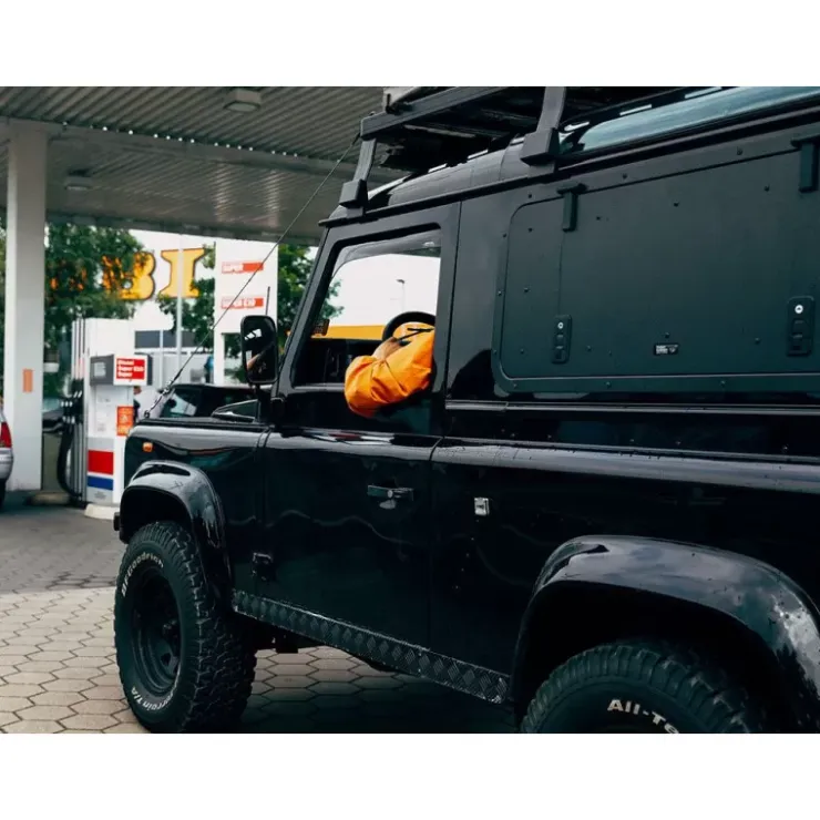 Online FRONT RUNNER Hayon latéral | Land Rover Defender