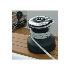 New Lewmar Winch Evo 15 ST