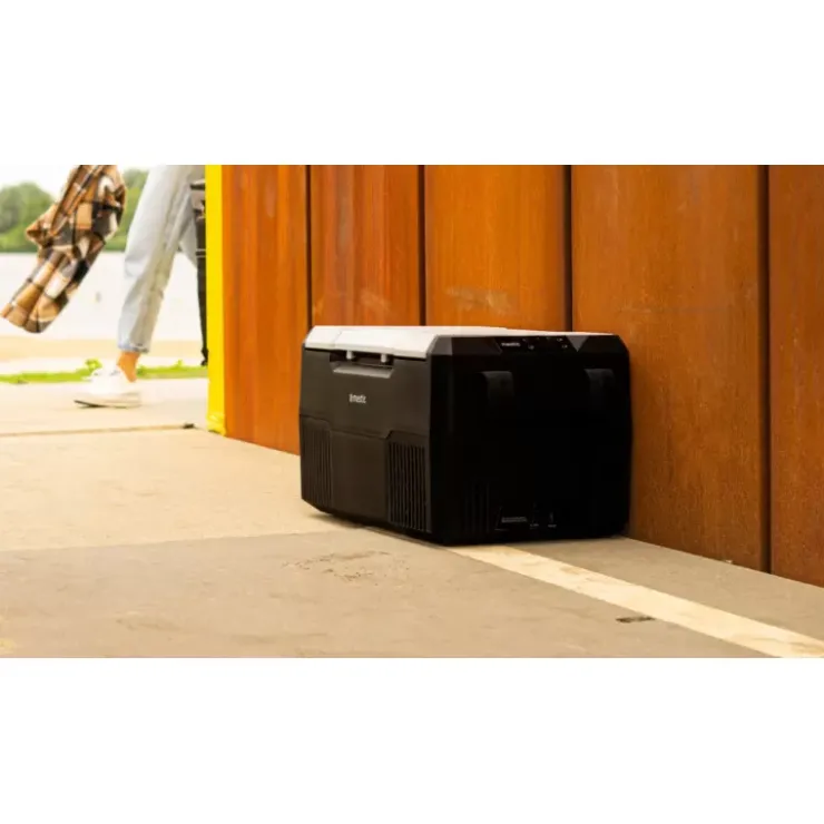 Clearance Mestic Cool Box MCCHD-45 AC/DC