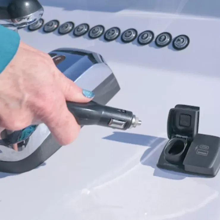Scanstrut Flip Pro Duo Prise USB-A / USB-C et allume-cigare étanche