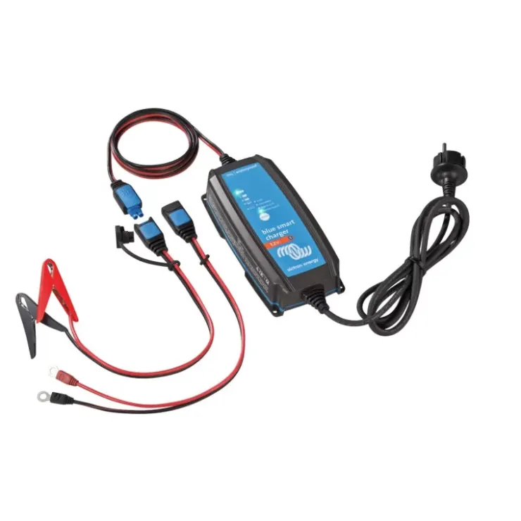 Online Victron Energy Blue Smart IP65 12/10